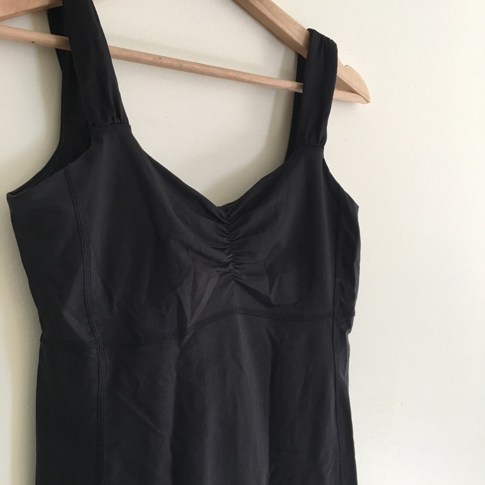 Lululemon Black Tank Top Size 6, Shelf Bra